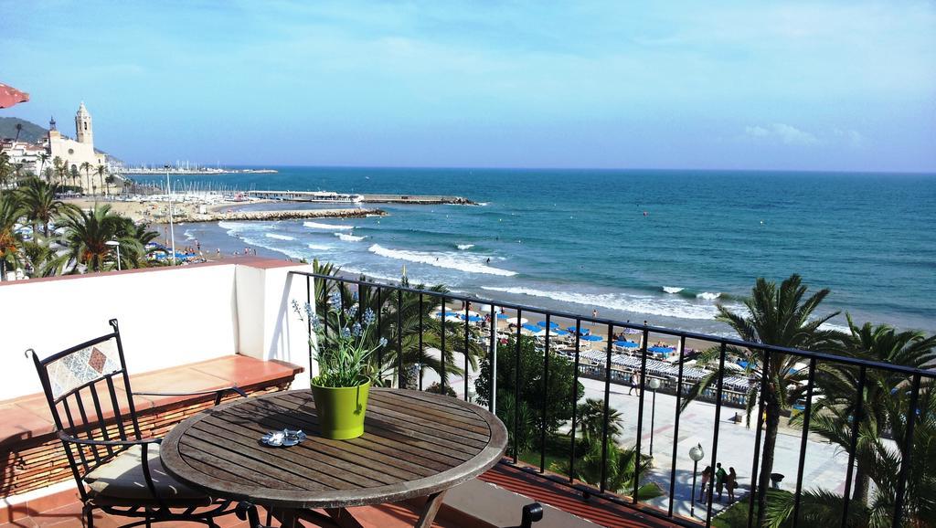 Apartaments Mare Nostrum Sitges Oda fotoğraf