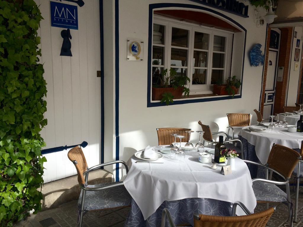 Apartaments Mare Nostrum Sitges Oda fotoğraf