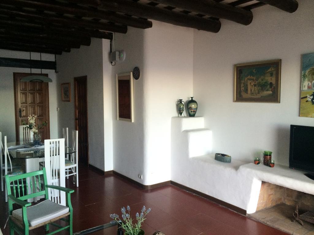 Apartaments Mare Nostrum Sitges Oda fotoğraf